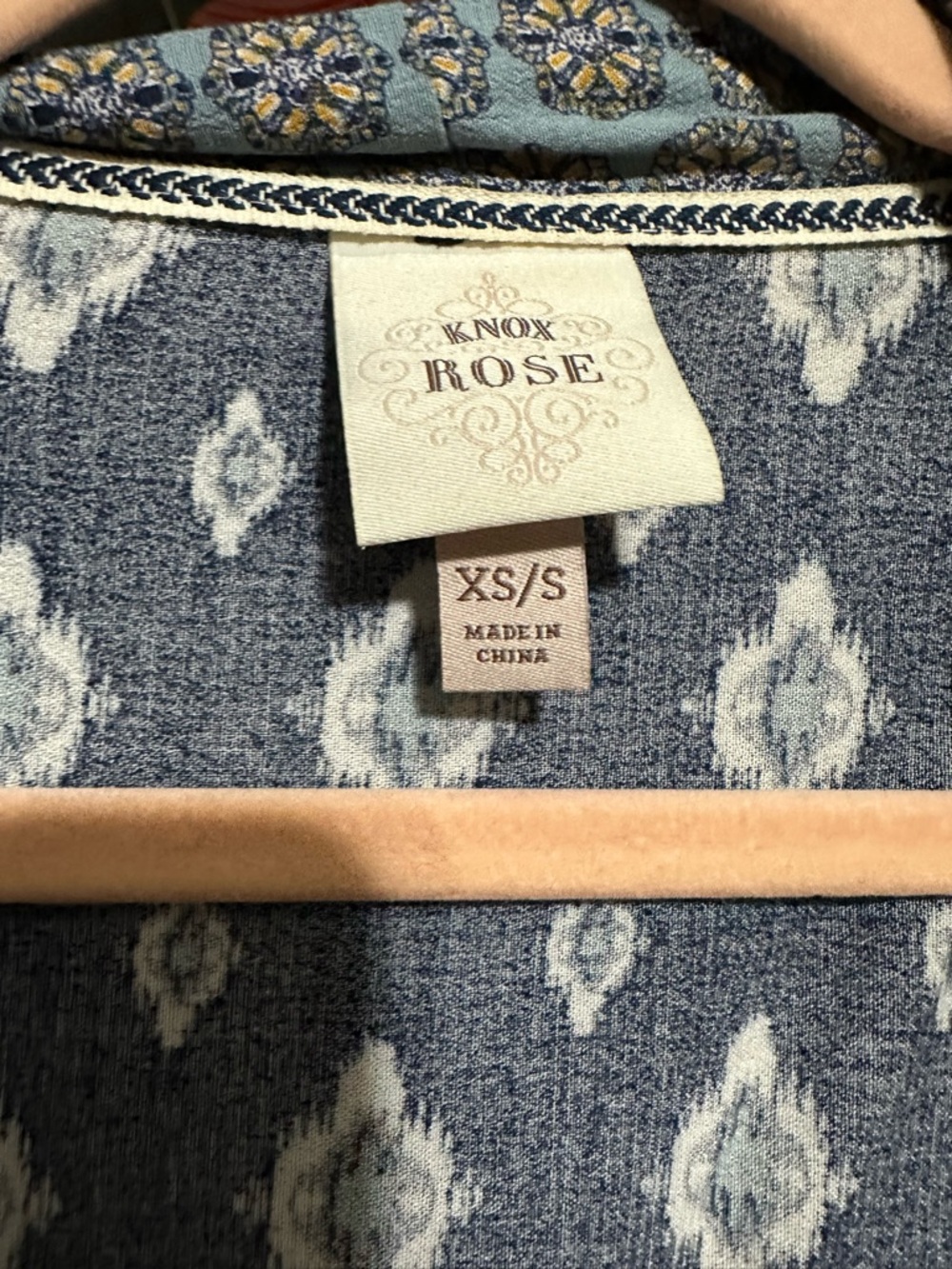 Knox Rose Navy & Sage Printed Open-Front Kimono Cardigan - Picture 6 of 7